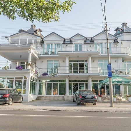 A Klub Apartmani Mrcajevci Buitenkant foto