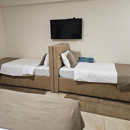A Klub Apartmani Mrcajevci Buitenkant foto
