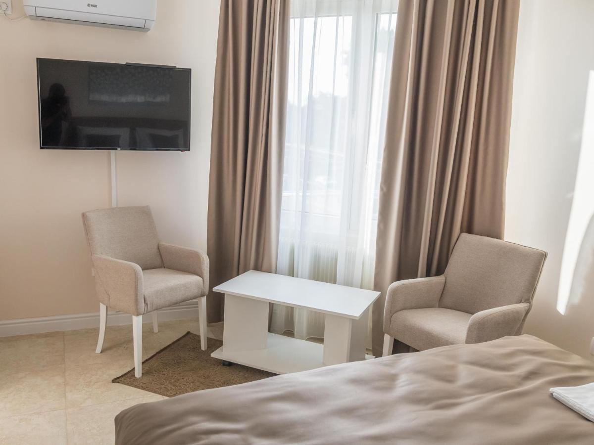 A Klub Apartmani Mrcajevci Buitenkant foto