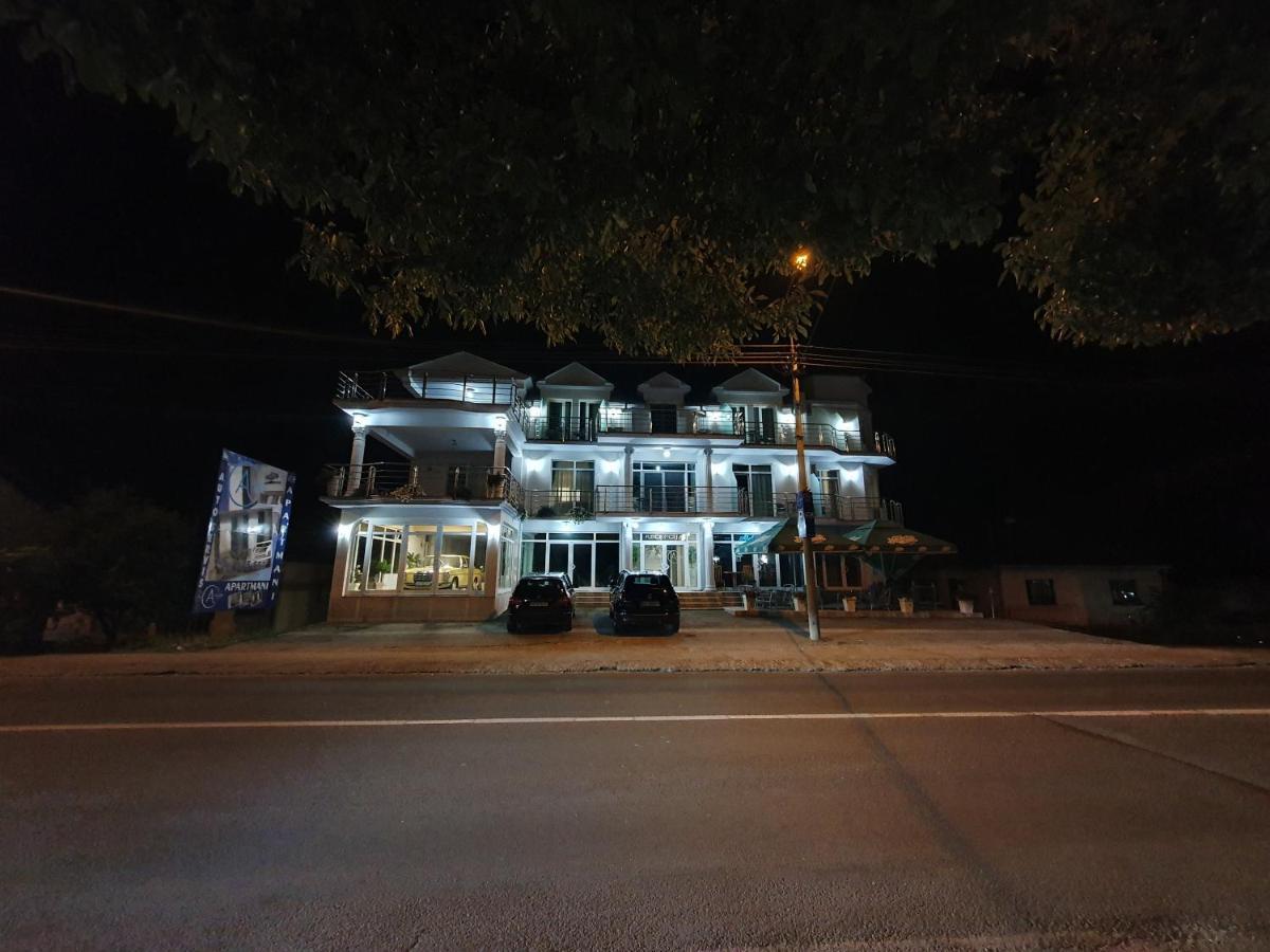 A Klub Apartmani Mrcajevci Buitenkant foto