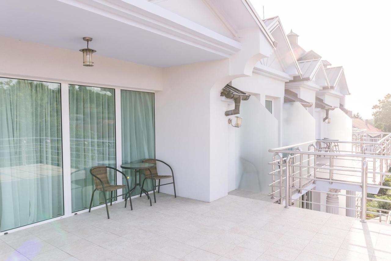 A Klub Apartmani Mrcajevci Buitenkant foto