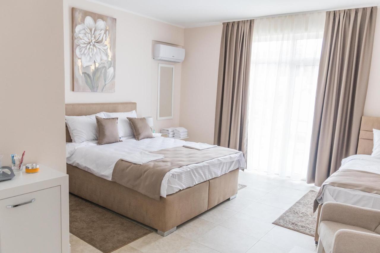 A Klub Apartmani Mrcajevci Buitenkant foto