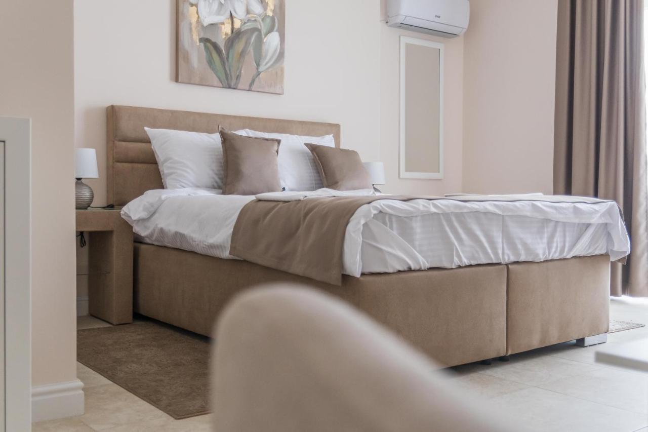 A Klub Apartmani Mrcajevci Buitenkant foto