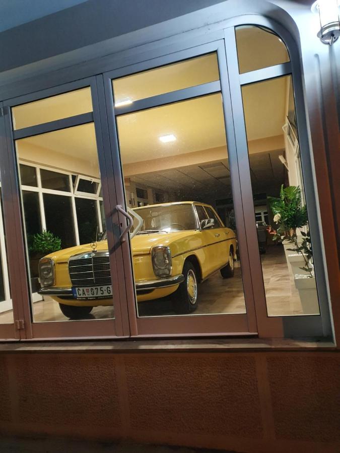 A Klub Apartmani Mrcajevci Buitenkant foto